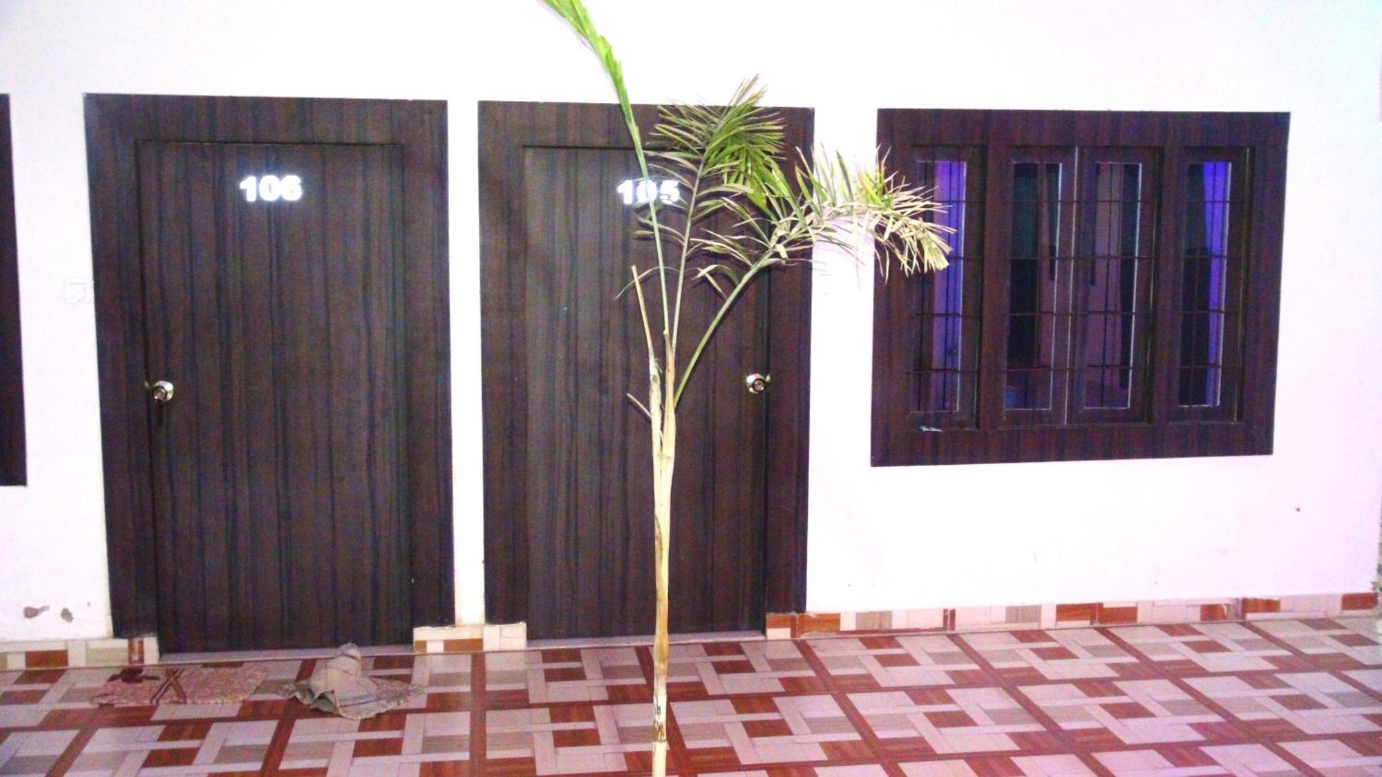 Khajuraho Hostel Exterior foto